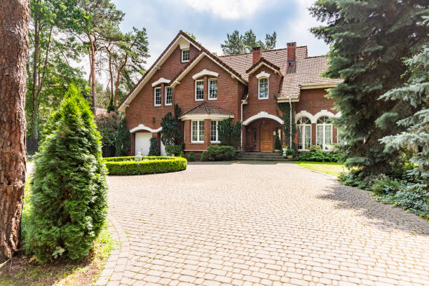 Best Driveway Paving Company  in Le Grand, CA