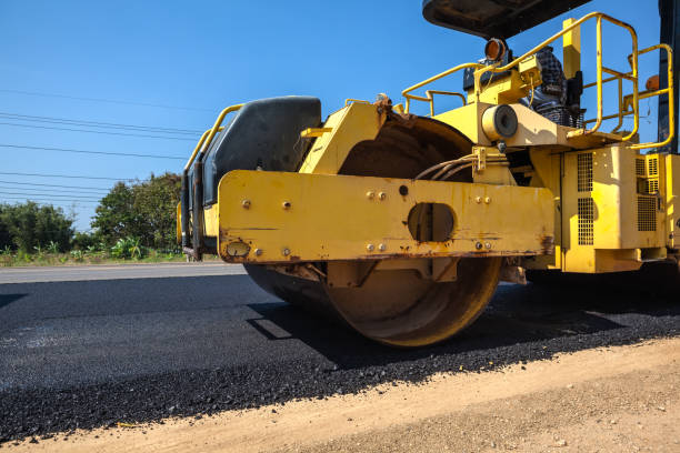 Best Driveway Paving Contractor  in Le Grand, CA